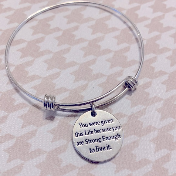 Set of 3 inspirational bangle bracelets. Silver. - Picture 2 of 4